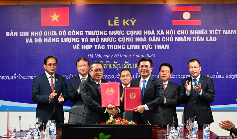 Việt Nam – Lào ký kết ghi nhớ hợp tác trong lĩnh vực than